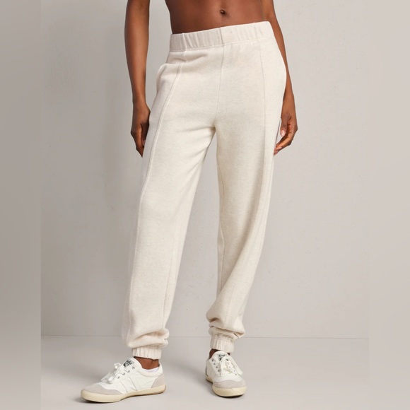 Rhone Signature Rib Jogger - Picture 2 of 5